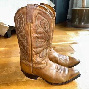 Vintage light brown leather Tony Lama cowboy boots 6484 men’s size 10 EE
